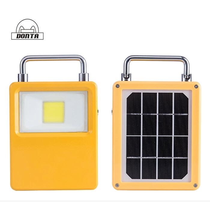 LED 10W แบบพกพา Solar Cell ช่องเสียบ USB ชาร์จมือถือ แบตเตอรี่ ลิเธี่ยม 6Ah